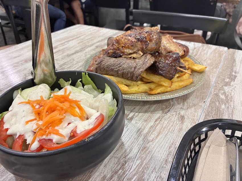 La Brasa Roja