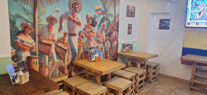 LA FAMA bar restaurante