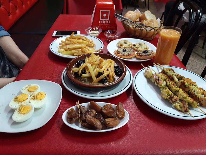 RESTAURANTE LARACHE