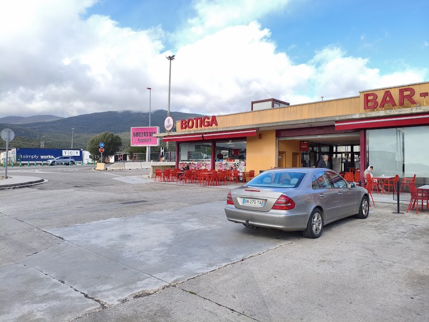 Bar Cafetería Restaurante Pk Trucks