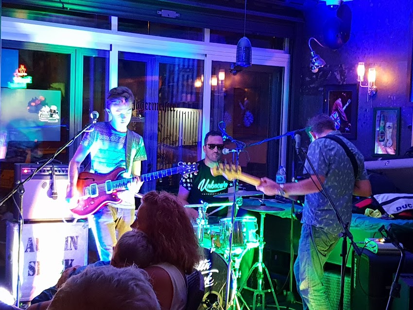 Bar amigos