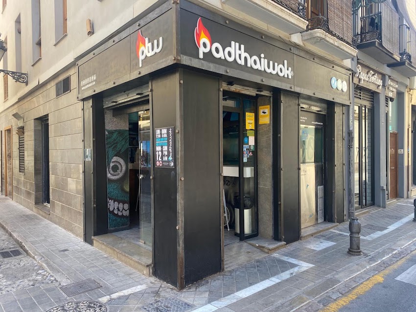 padthaiwok. Granada. Pza. Fortuny