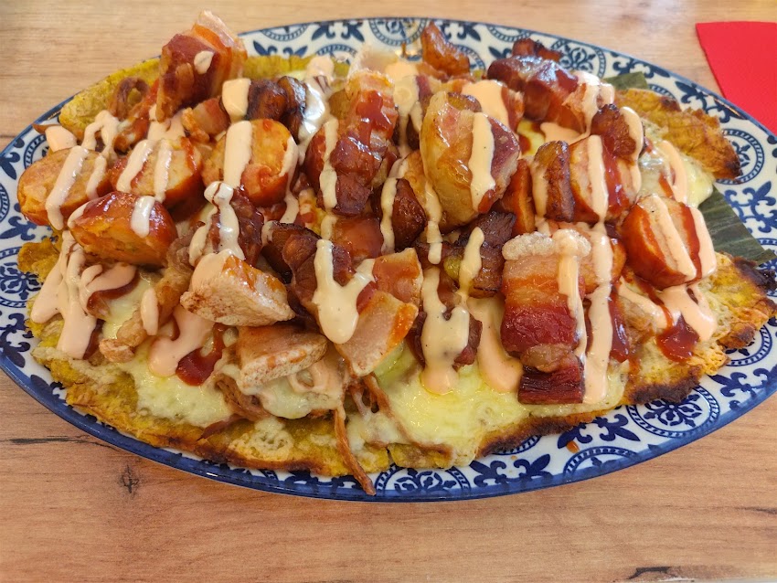 Tierra Grata Panadería y Restaurante Colombiano