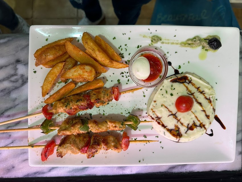 RESTAURANTE CABO DE AGUA