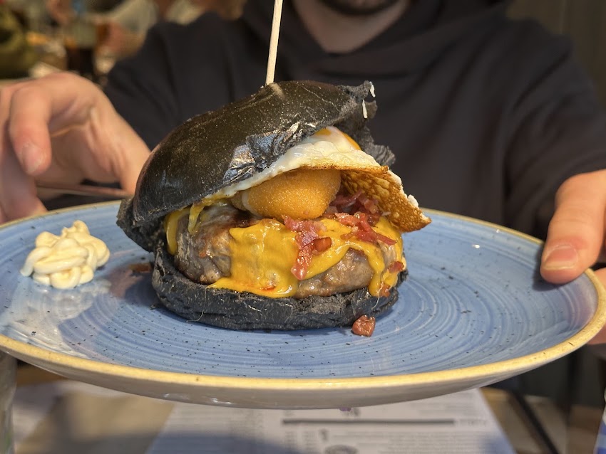 Hamburgueseria Mesigual