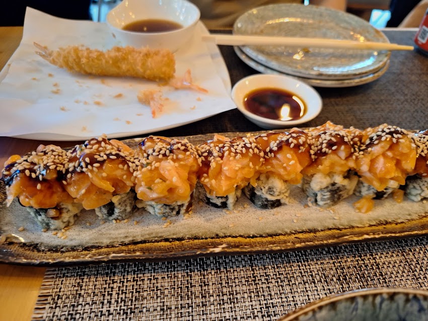 隱食 – Yinshi Restaurant Asiàtic