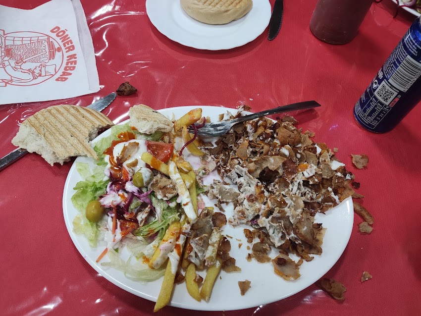 Estrella Roja Doner Kebab