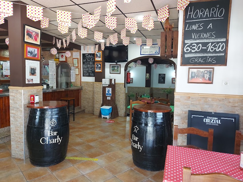 Cafe – Bar Charly