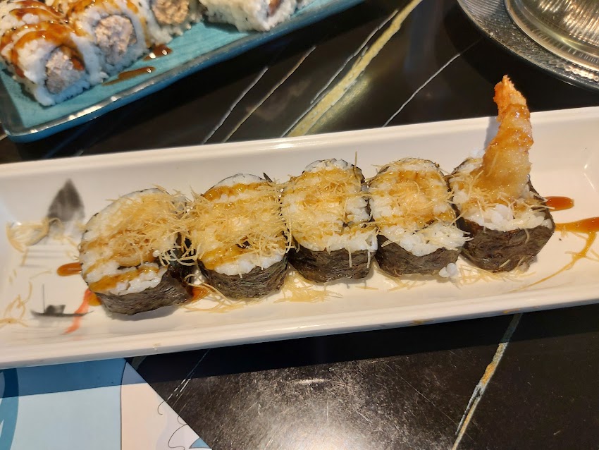 UMI SUSHI SAMIL