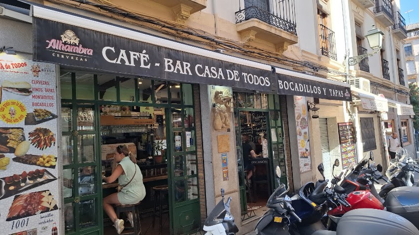 Café Bar Casa de Todos