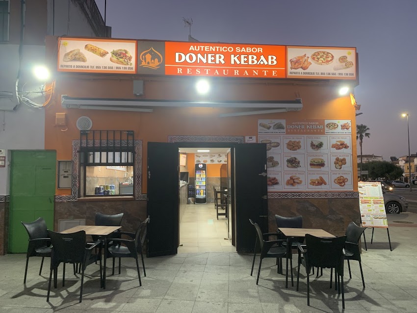 Auténtico sabor kebab la rinconada tlf 955 136 856