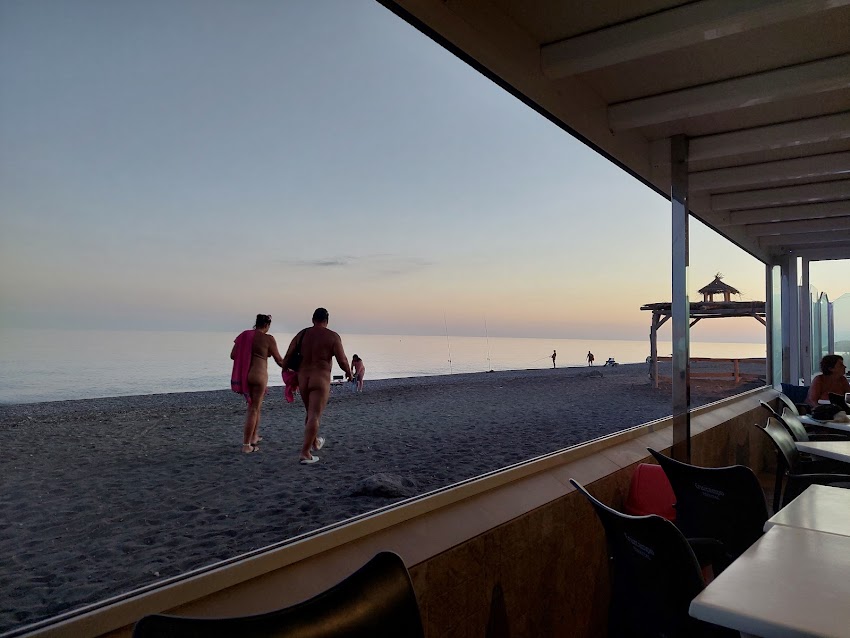 Restaurante Playa Naturista – Nudista Almanat