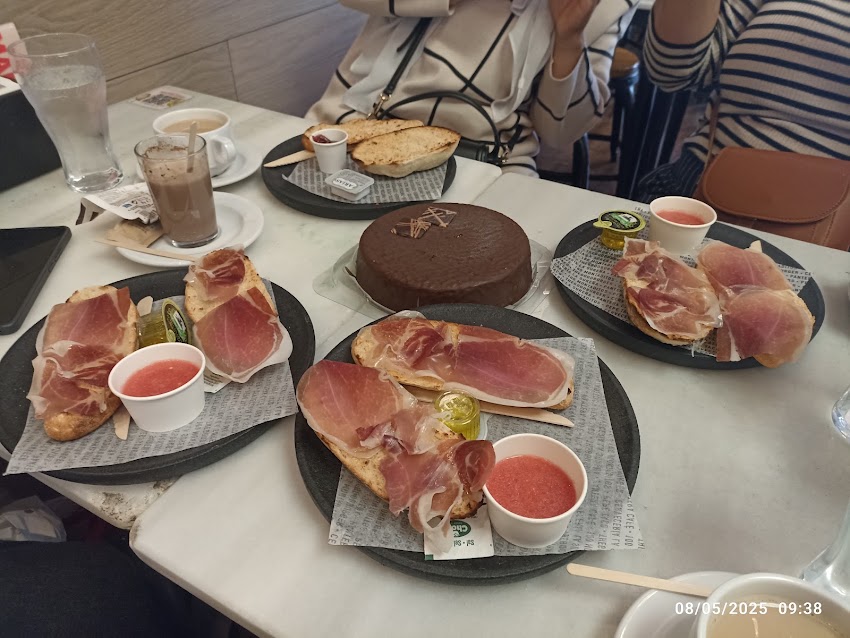 100 Montaditos