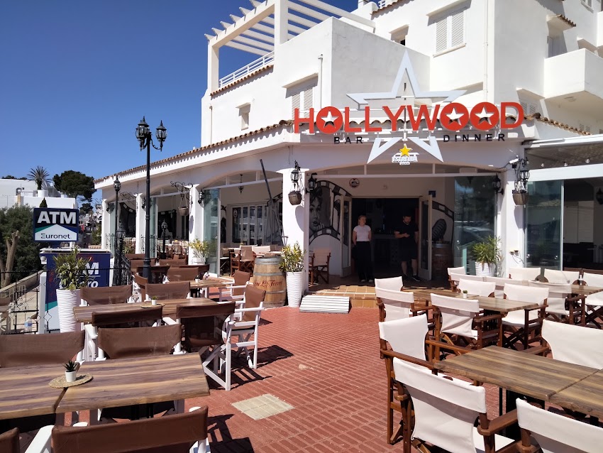 Hollywood Bar & Dinner