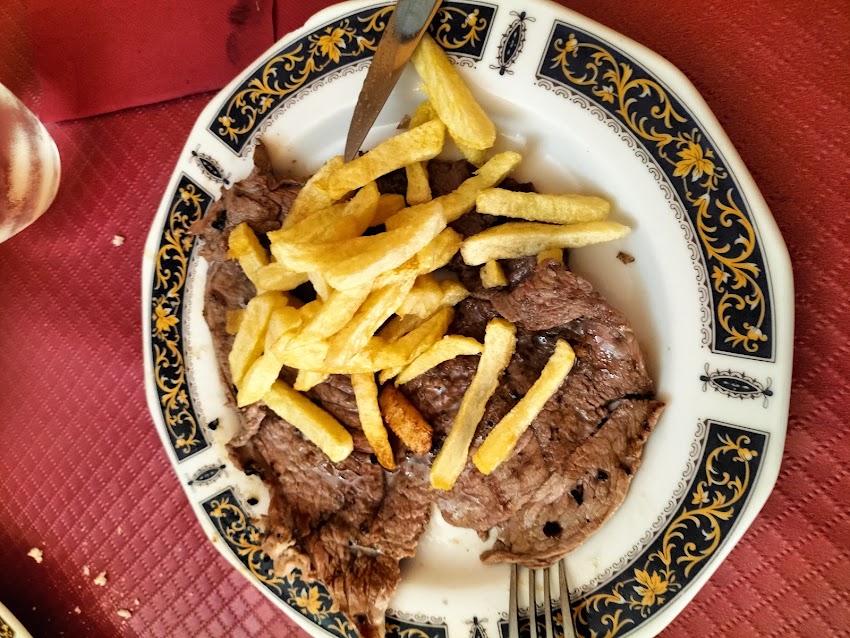 Restaurante y Hostal Los Rosales