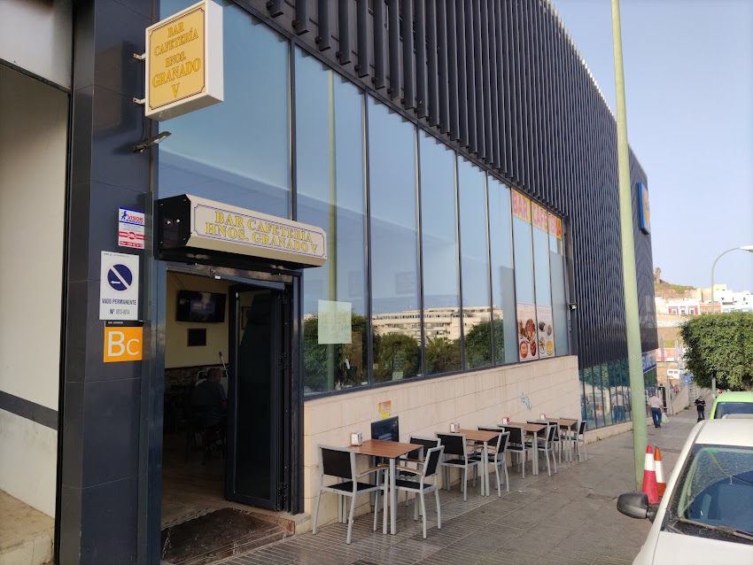 Cafetería Hermanos Granado V