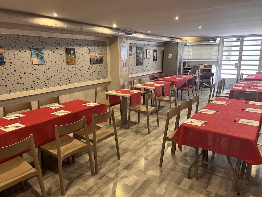 Restaurante Café Bar El Bombín
