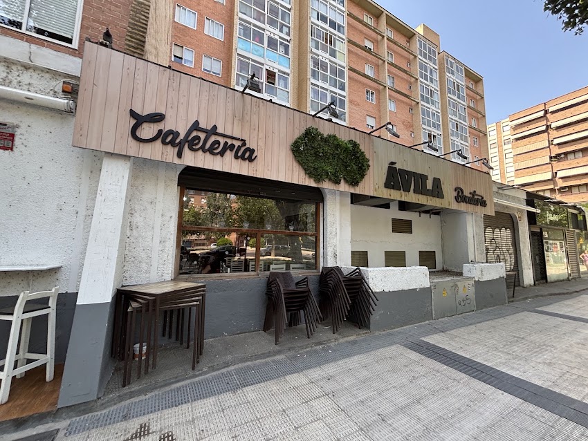 Ávila Cafetería Bocatería