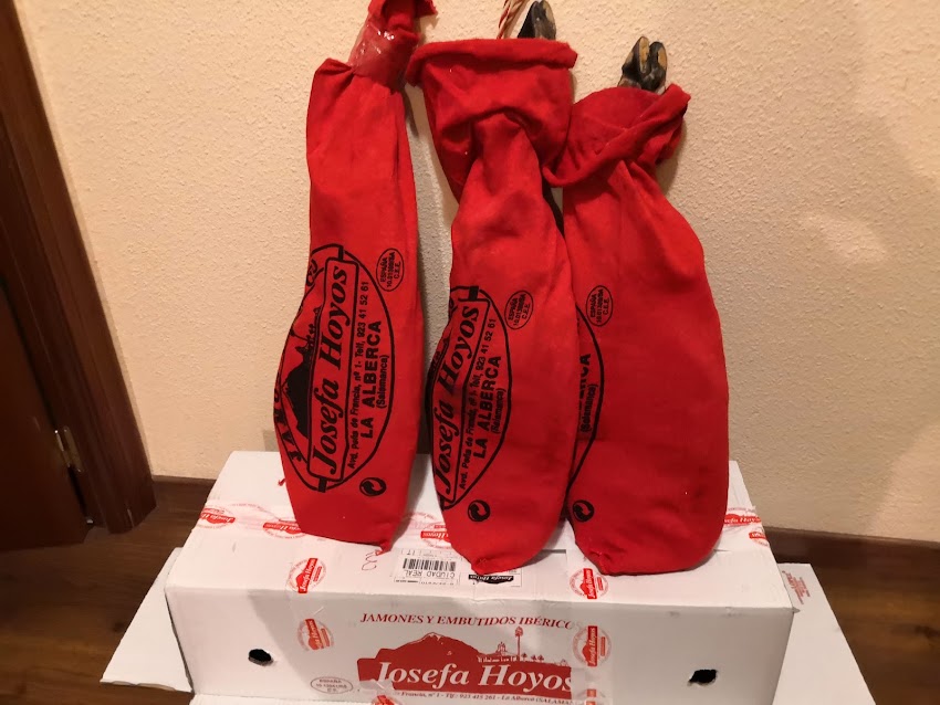 Jamones y Embutidos Josefa Hoyos S L