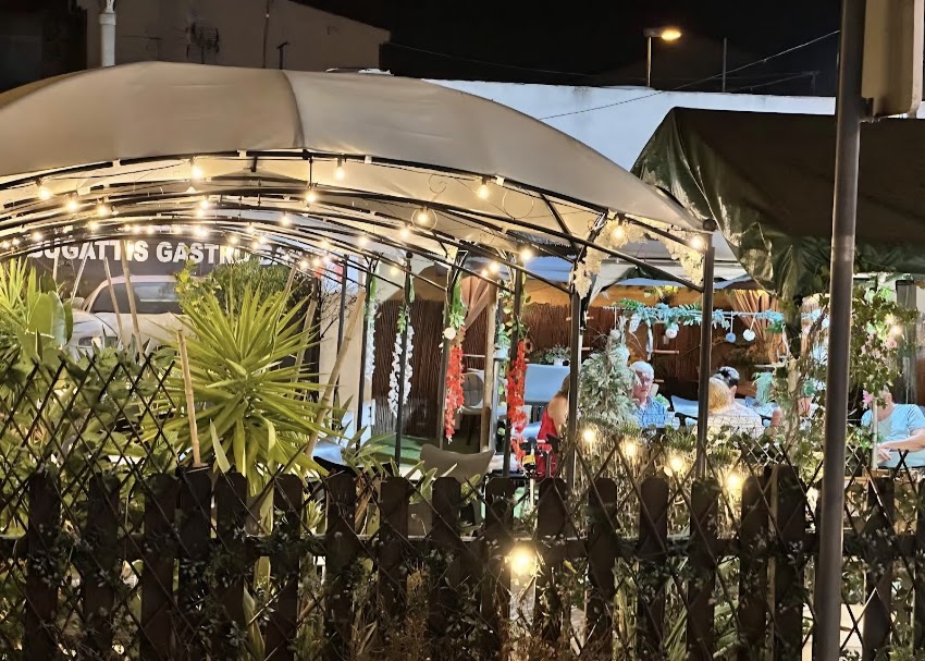 Bugattis Gastro bar terrace
