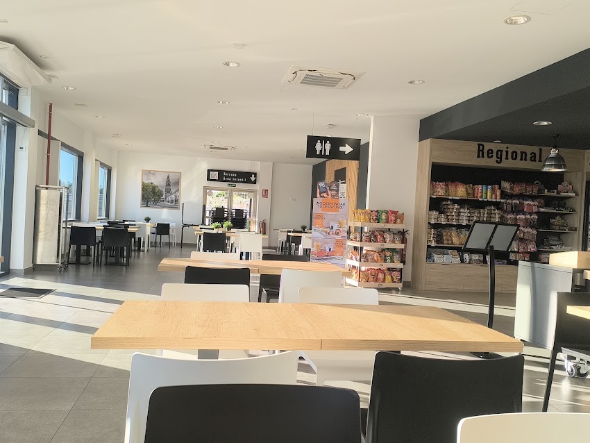 Área de Servicio La Rambla, La Pausa