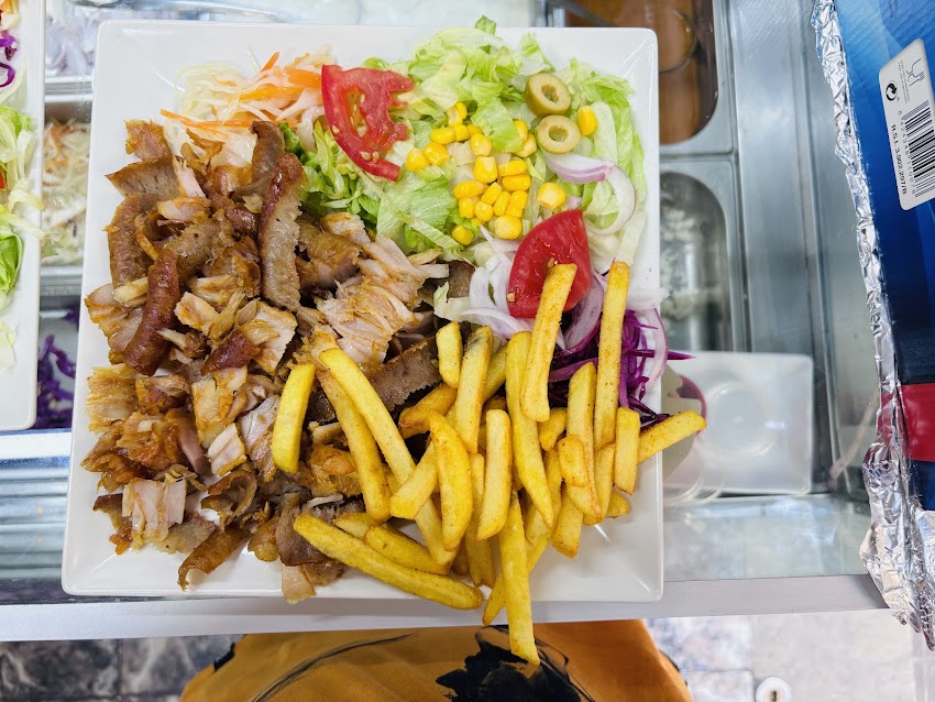 Guinardo pizzería kebab
