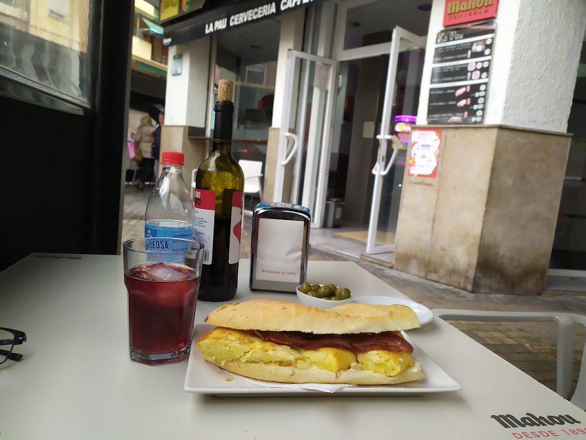 La Cerveceria Cafeteria