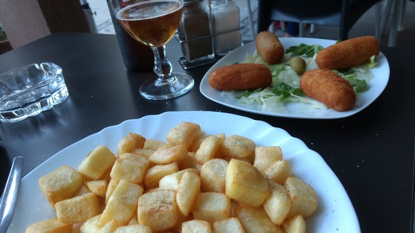 Esplanada bar restaurant