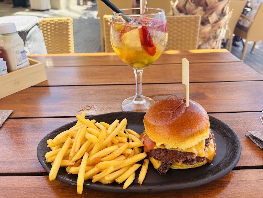 Xhaman Beach Club