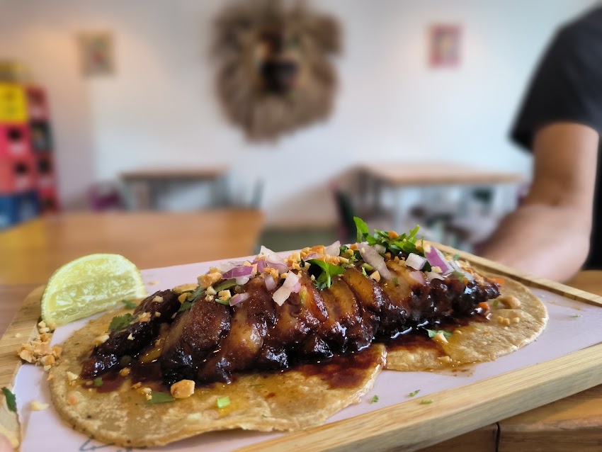 Palosanto Taquería
