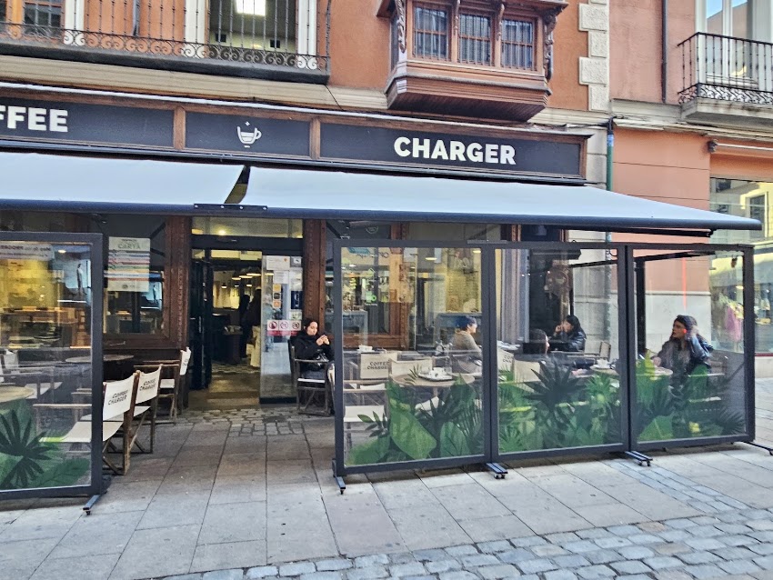 COFFEE CHARGER