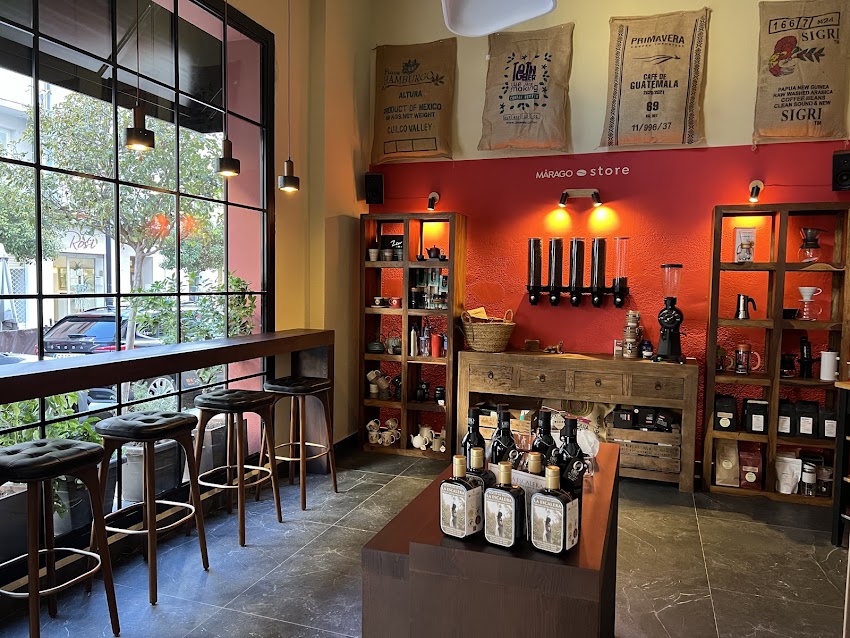 MÁRAGO café
