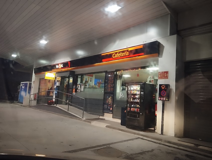 Estación de servicio Repsol ABAVIDES